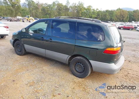 2000 Toyota Sienna Le z USA, uszkodzony, nr VIN 4T3ZF13C6YU205637